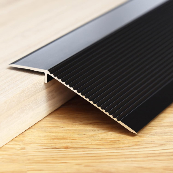 Black Aluminum Floor Transition Strip Flooring Reducer, Suitable for Doorways Threshold Ramp Tile Laminate